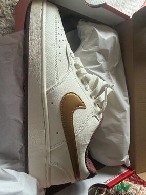 Nike, Court Vision, 7.5